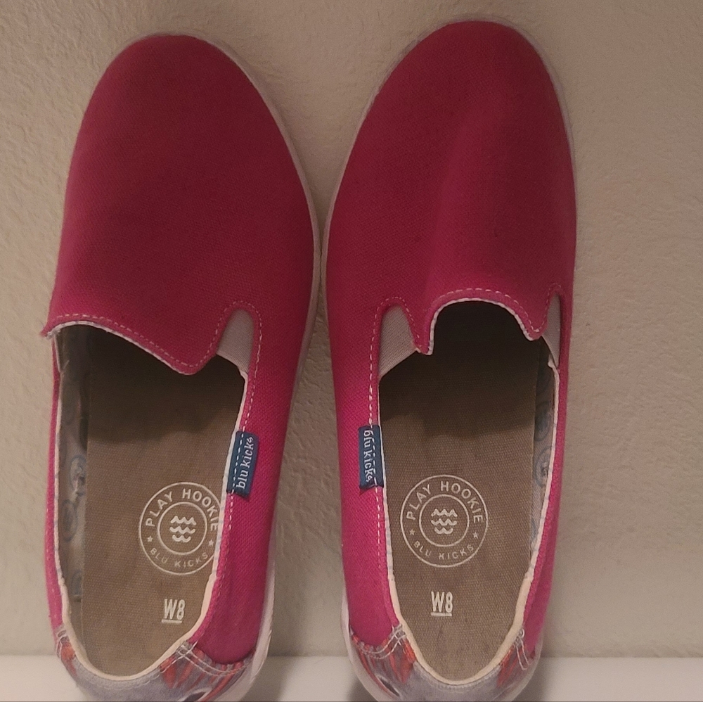 Blu Kicks Pink Slip on